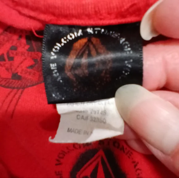 Volcom Skull Art T-shirt Mens XL Streetwear Skater Punk 90's - Picture 4 of 4